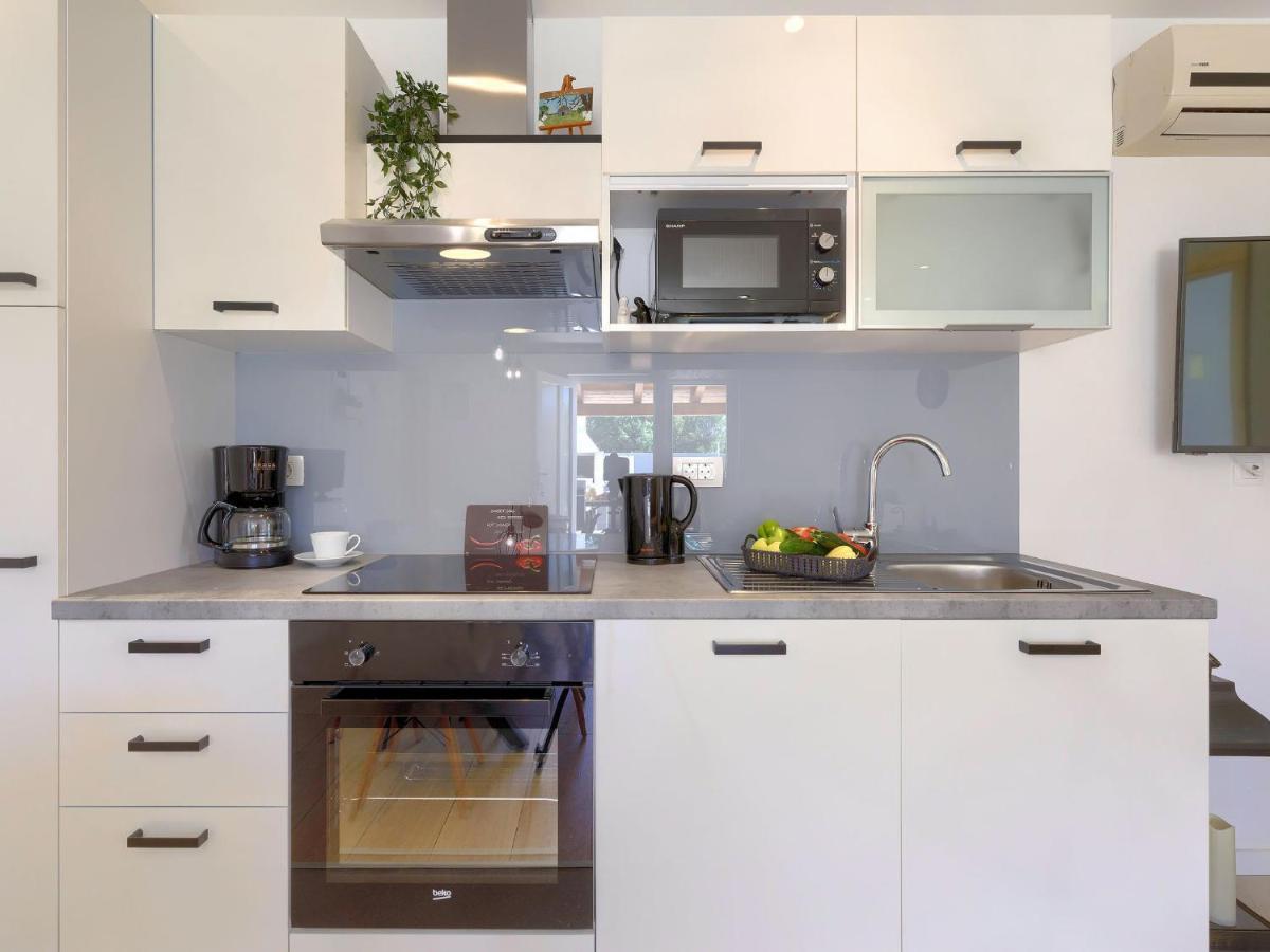 PUY Holiday Home Laura By Interhome מראה חיצוני תמונה